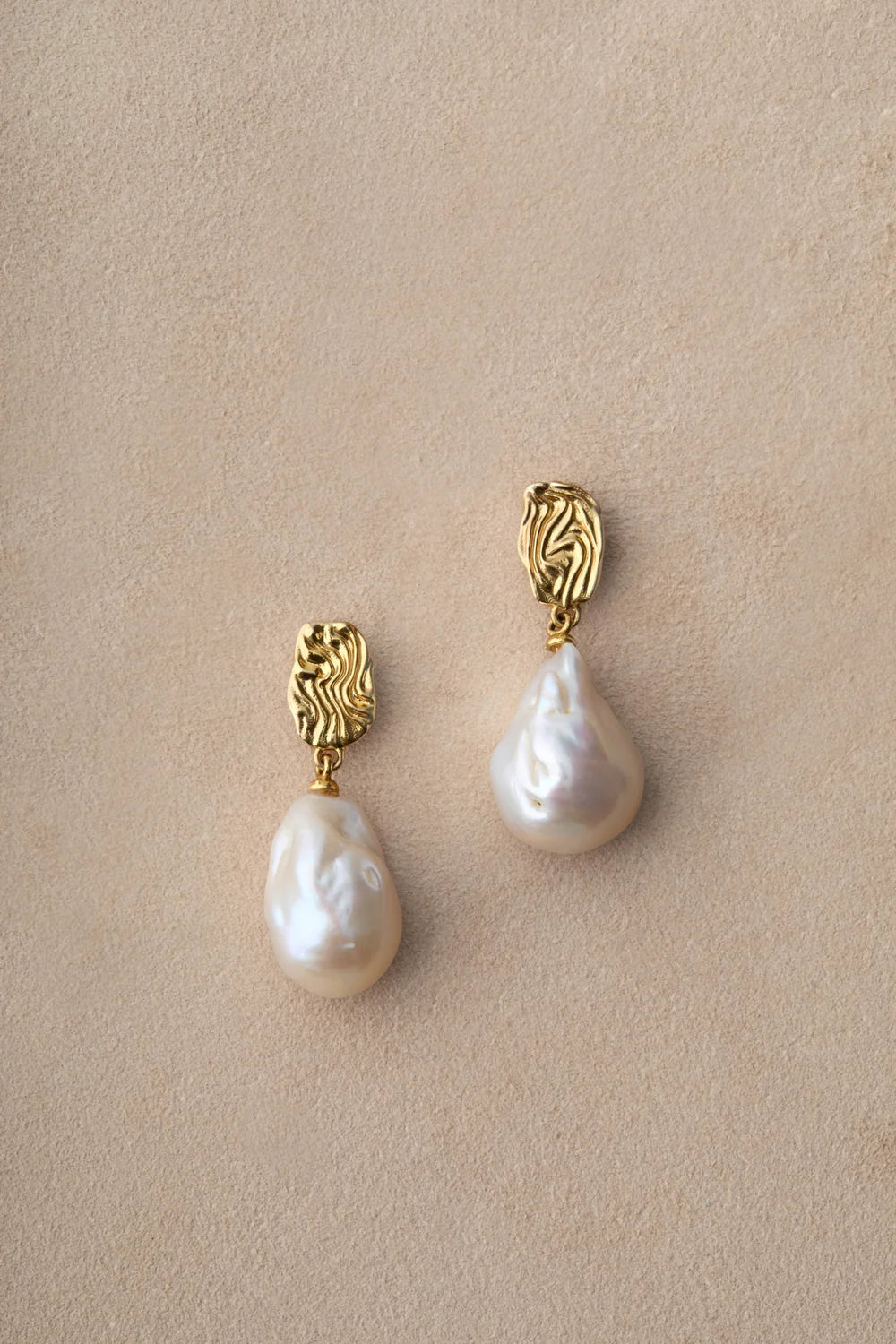TRAI BRASS EARRINGS
